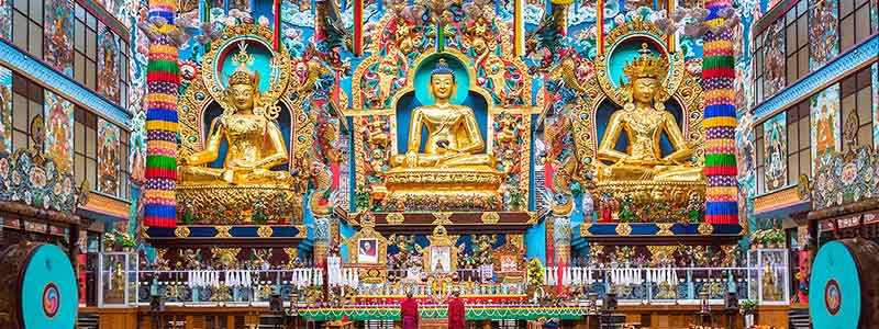 Bylakuppe Buddhist Golden Temple/ Namdroling Monastery
