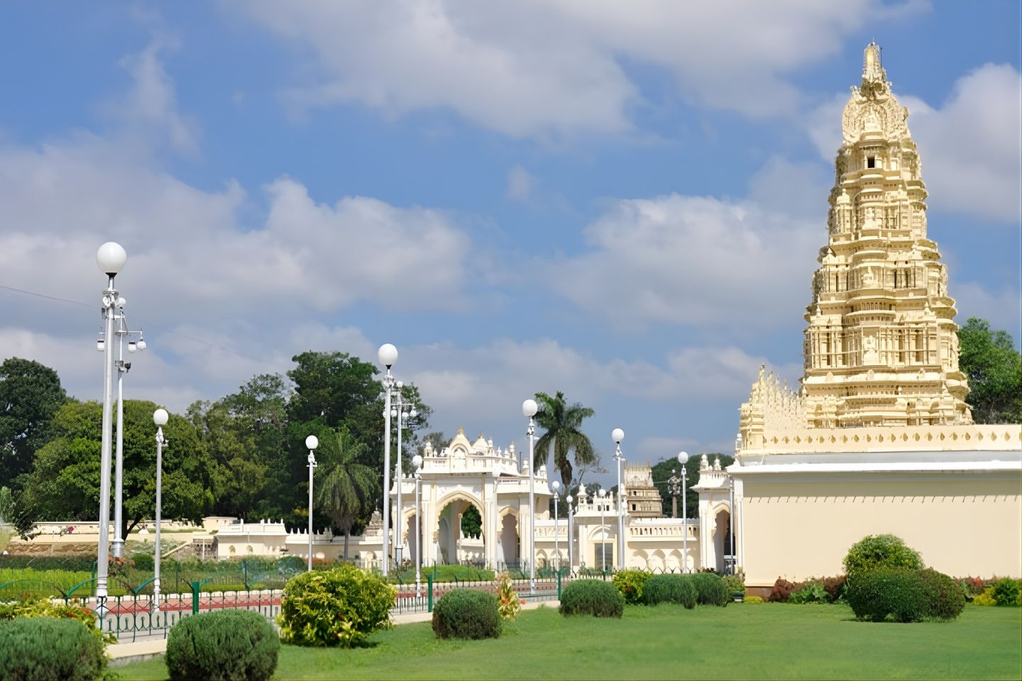 Trinesvaraswamy Temple